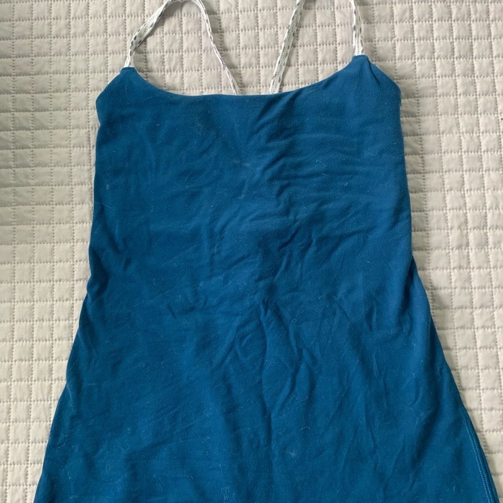 Lulu lemon shirt
